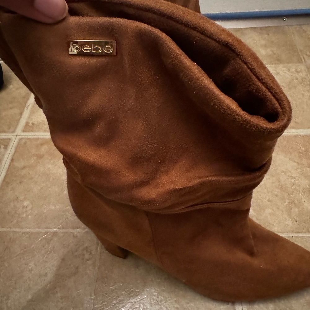 Boots - Picture 3 of 3